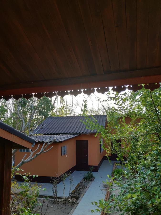 Home Stay Stc Bed And Breakfast Udon Thani Exterior photo