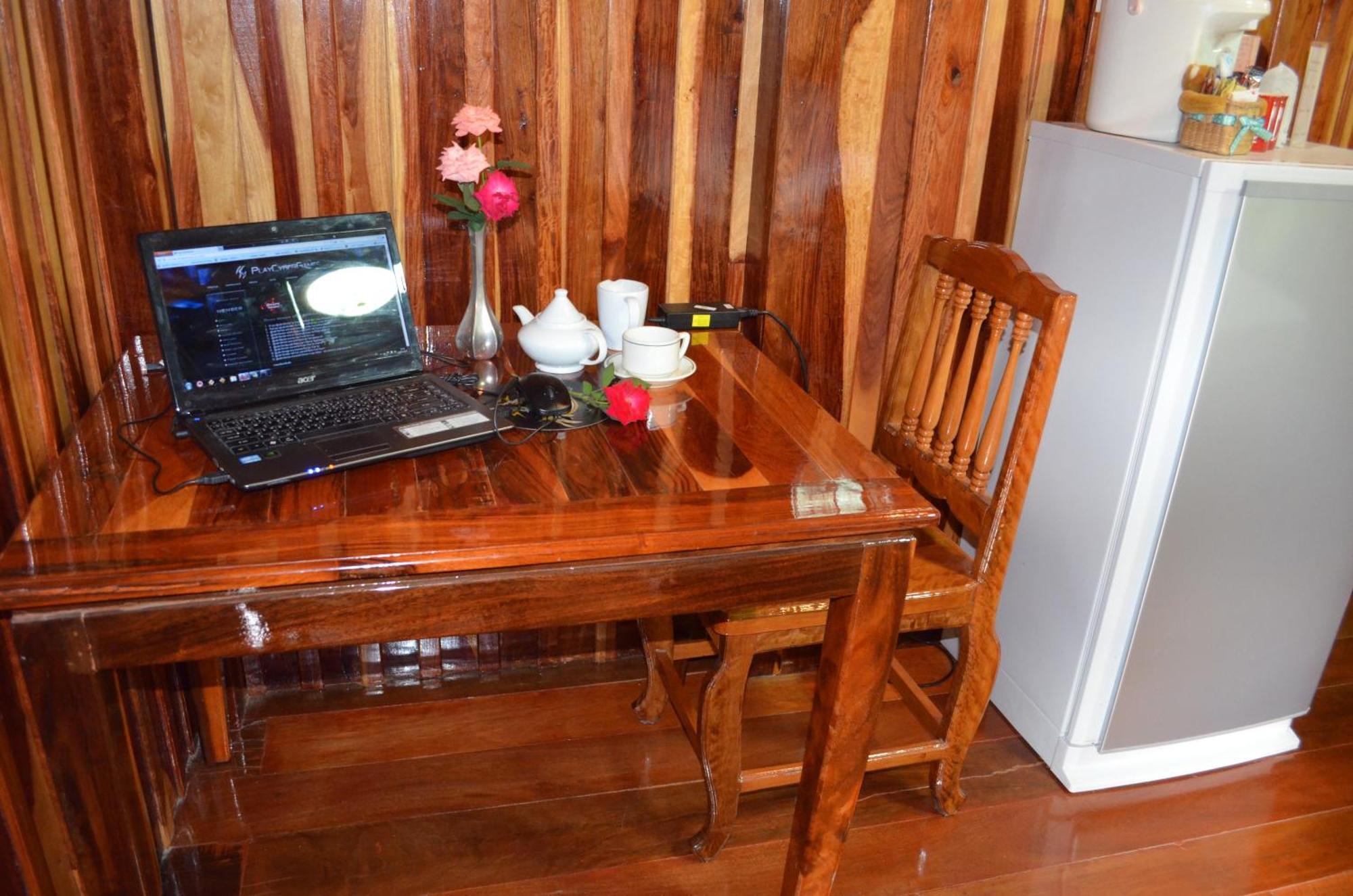 Home Stay Stc Bed And Breakfast Udon Thani Exterior photo